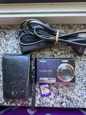 Nikon Coolpix S610+ caricabattetie + scheda SD 