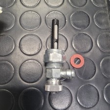Rubinetto benzina serbatoio