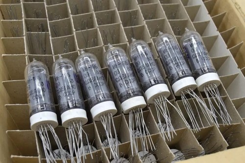 Tubi 19b nixie - nixie, (in19b