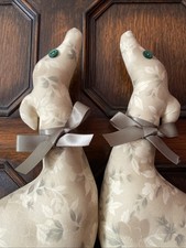 1 X WHIPPET GREYHOUND Decorazione Cuscino Mensola Standing Regalo Natale 44x18cm