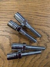 90361-90 set 4 dadi bulloni