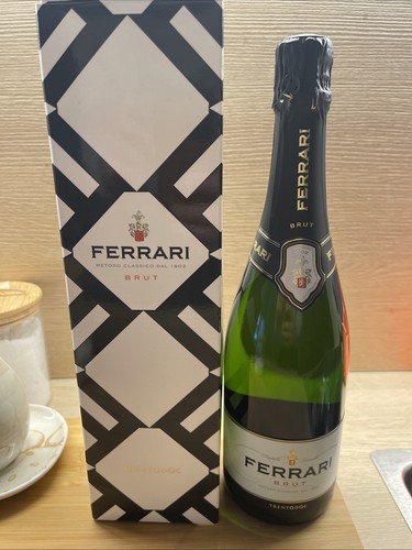 Ferrari trento doc brut - ferrari,
