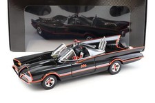 Batmobile 1:18 Hot Wheels BATMAN 1966 serie TV classica nera W1171