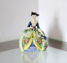 Scatola decorativa in ceramica dama costume con tricorno veneziano vintage