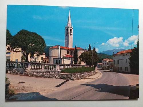 Pederobba piazza iv - (treviso).,