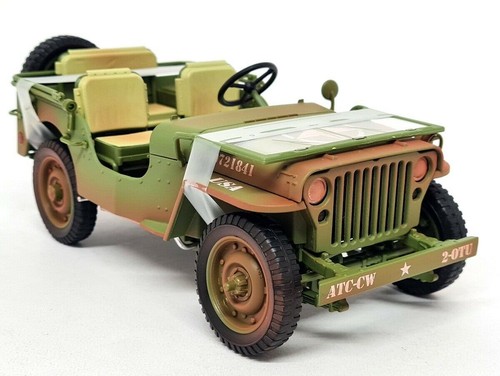 Veicolo militare - -,