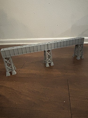 Ponte stile scatola trave - , in