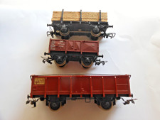 3 carri prodotti dalla vecchia Rivarossi in scala 1:80