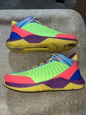 Scarpe da basket multicolore E
