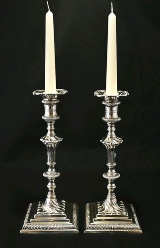 Antico candelabro georgiano