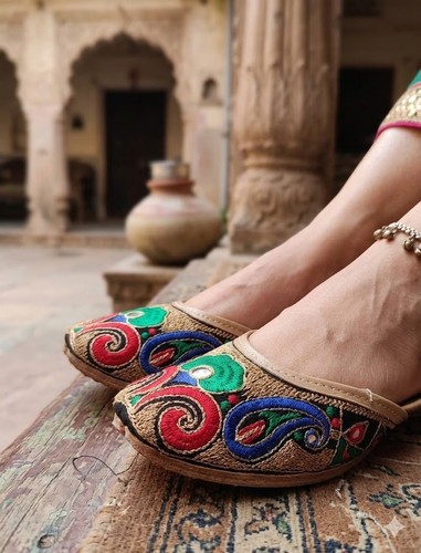 Scarpe indiane donna fatte - scarpe,