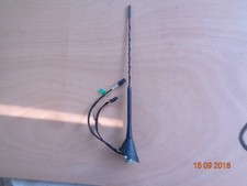 ANTENNA AUTORADIO AM/FM TETTO A PINNA AMPLIFICATA - Fiat