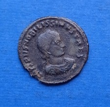 AE2  FOLLIS CRISPVS  ANTICA MONETA ROMANA