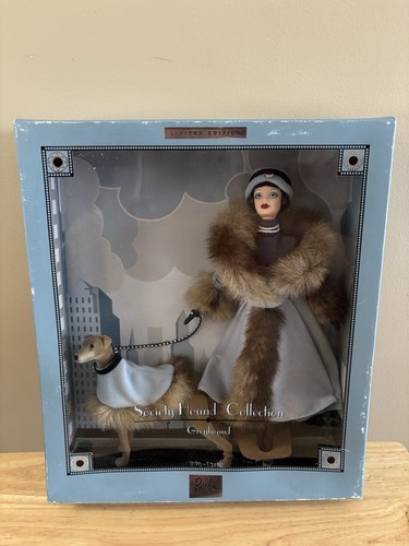 Barbie society hound 2000 - society,