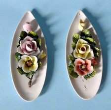 n. 2 bei quadretti di fiori porcellana Capodimonte fatto a mano in Italia