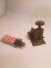 ANTICA SPILLATRICE CUCITRICE