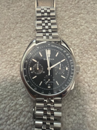 Bulova pilota lunare senza