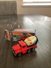 MATCHBOX S/F N. CAMION CEMENTO