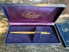 Caran d’Ache, Gold, Madison ballpoint pen. New. The ultimate in Swiss quality