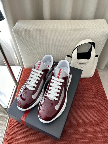 New two tone burgundy - new, two-tone