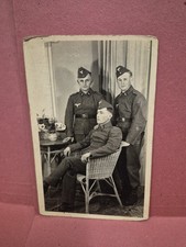 WW2 POSTCARD GERMAN SOLDIERS