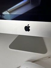 Apple Studio Display 27" con Vetro Standard (Sostegno a Inclinazione Regolabile)