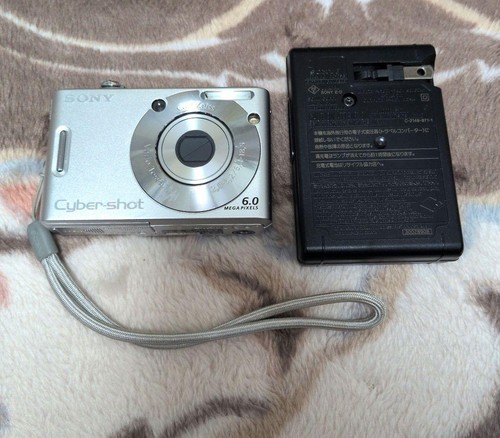 Sony cyber shot dsc w30 - cyber-shot, dsc-w30