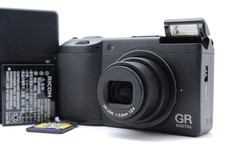 Fotocamera digitale Ricoh GR