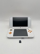 New Nintendo 2DS XL Console di Gioco Bianco/Arancione - Pulsante Spalla Destro Difettoso