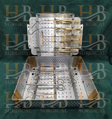 Set strumenti chirurgici - di,
