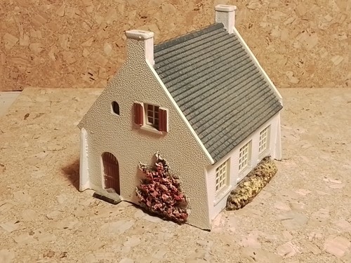 Andre porte maquette - ho.,