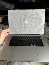 MacBook Pro 16" M1 Pro 10-Core GPU 512GB 16GB RAM Come Nuovo 120 Cicli Batteria