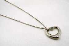 Tiffany open heart - &,