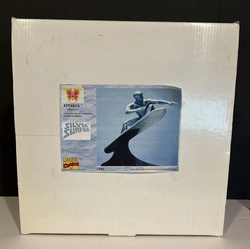 Statua silver surfer attakus - silver,