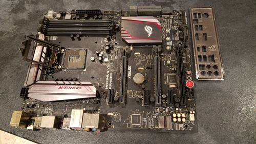 Carte mère asus maximus viii - carte,