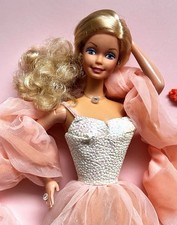 🤍 Barbie 🤍 1984 bambola vintage pesche e panna con tutti i gioielli #7926