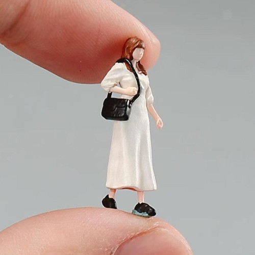 Miniatura figura donna - miniatura,