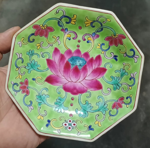 Nice chinese collectable art - nice,