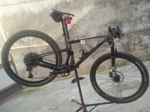 Full carbon mtb lee cougan - full,