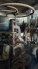 Trapano manuale a colonna