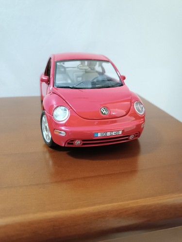 Burago volkswagen new beetle - burago,