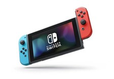 Nintendo Switch Console 32G Blu/Rosso Neon con 6 giochi + SD + Ringfit +custodia