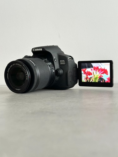 Canon eos 700d mpix - canon, 18