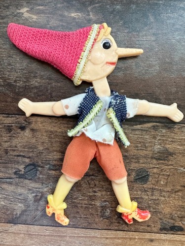 Bambola plastica vintage - di,