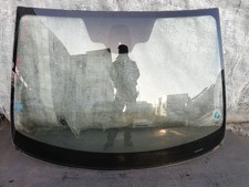 PARABREZZA ANTERIORE PER