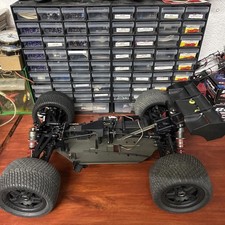 Hong Nor X1 Crt Truggy 1/8
