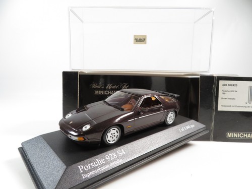 Minichamps 400062420 - 1:43,