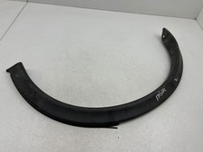 Modanatura destra passaruota