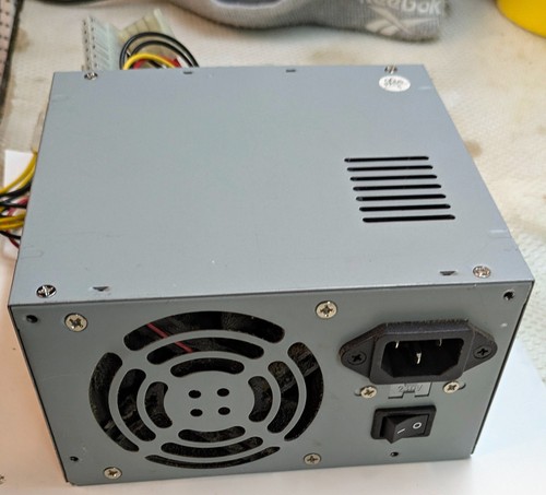 Alimentatore desktop suntek - alimentatore,