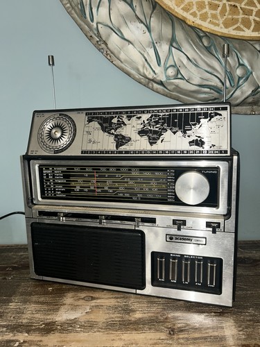 Radio academy compass made - radio,